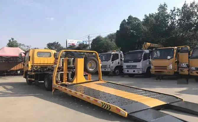 运河区汽车中途维修案例