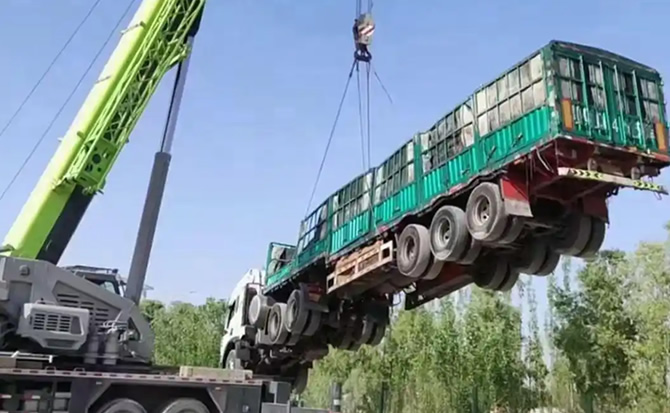 运河区道路脱困救援案例